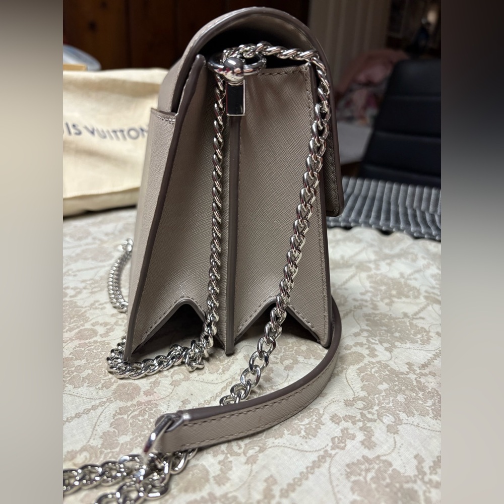 Tory Burch Gray Crossbody Bag with Chain Strap - Picture 2 of 8
